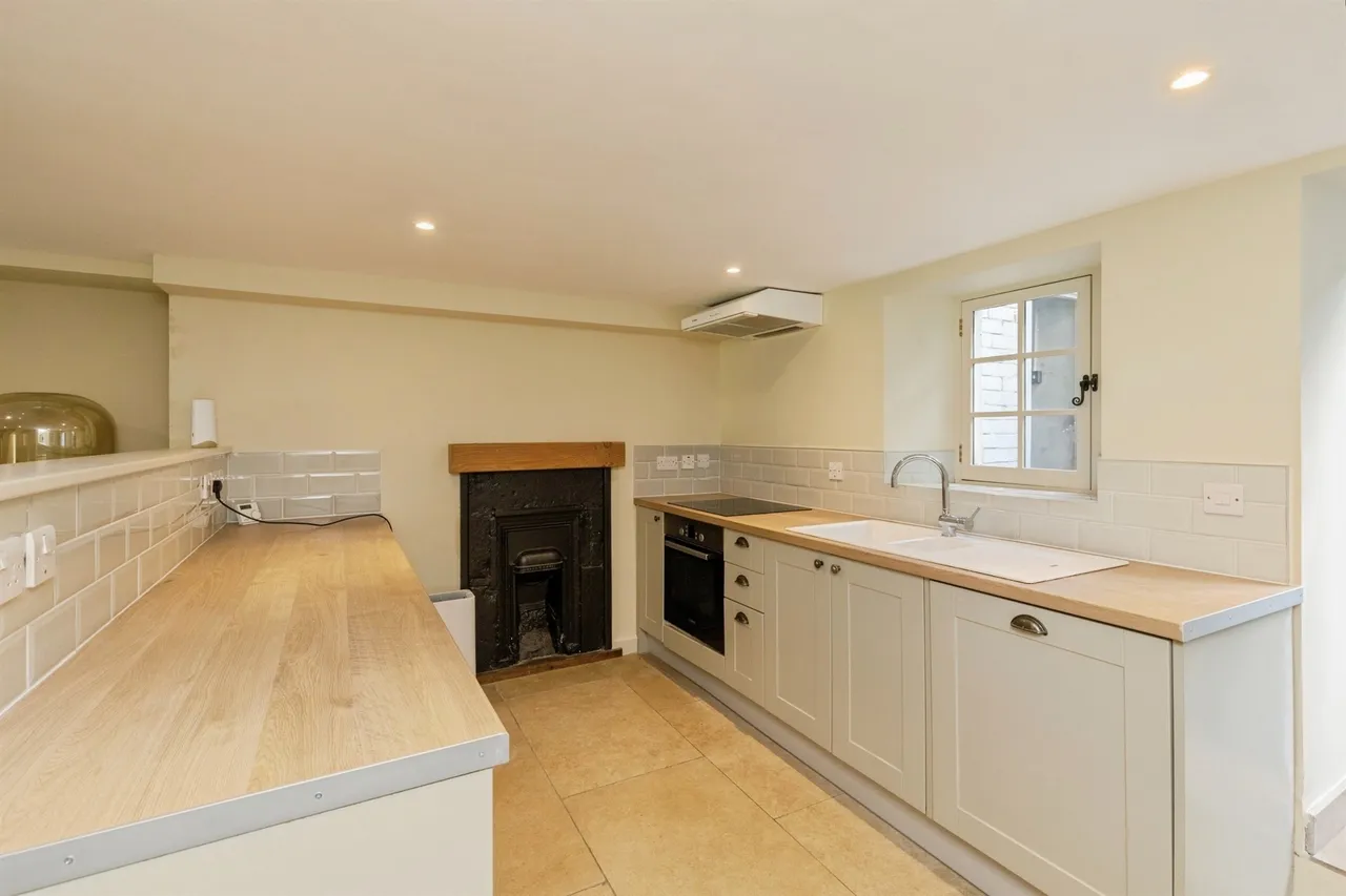 School Place, Claverton, BA2, photo 4