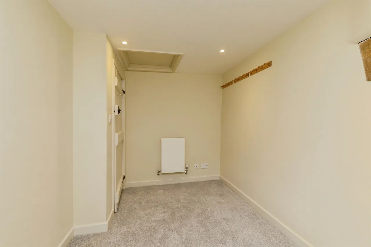 School Place, Claverton, BA2, photo 12