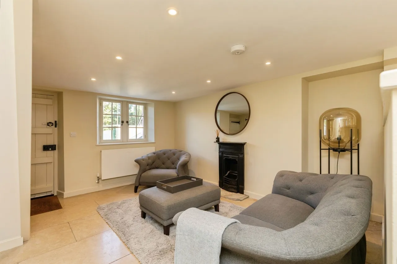 School Place, Claverton, BA2, photo 3