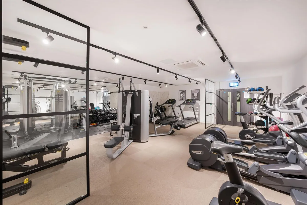 The Avenue, London, NW6, photo 12