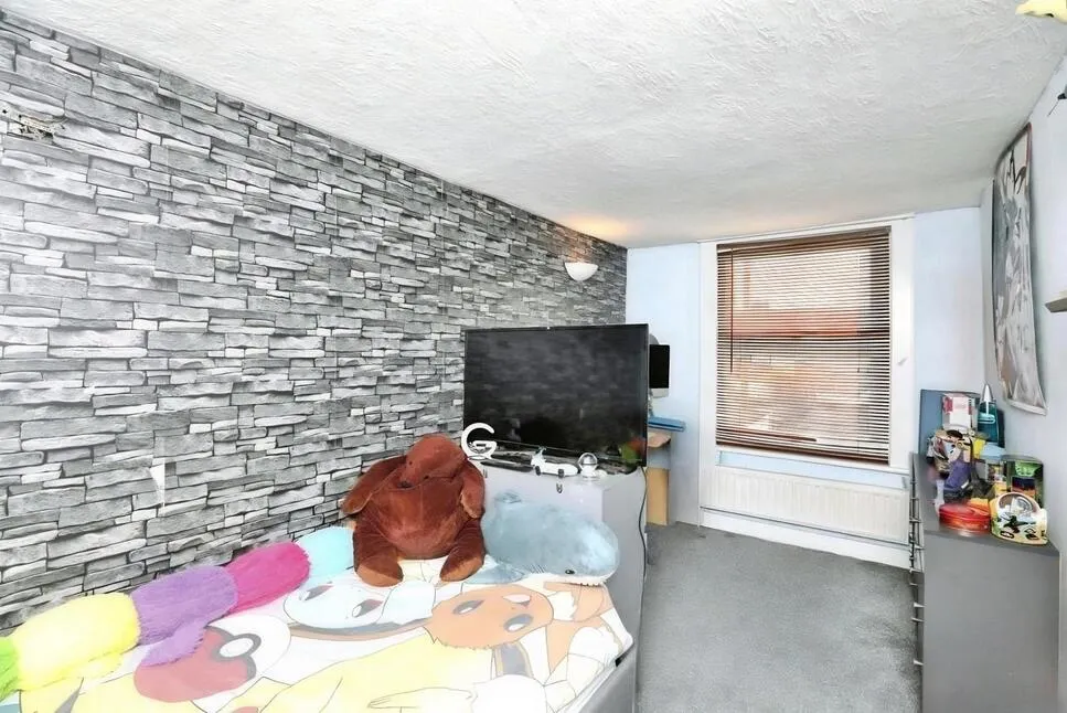 Alma Street, Sheerness, ME12, photo 7