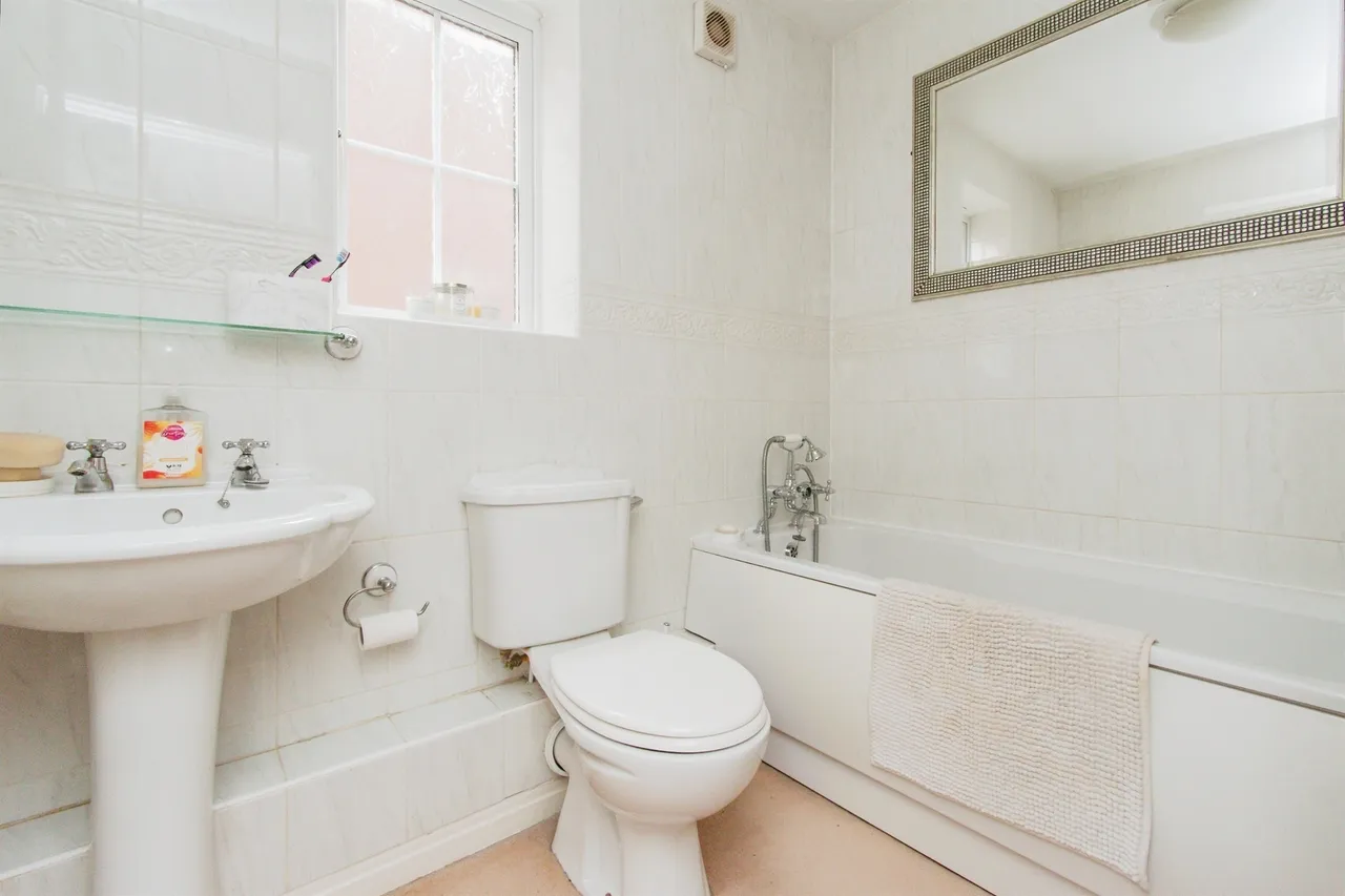 Royal Birkdale Way, Normanton, WF6, photo 10