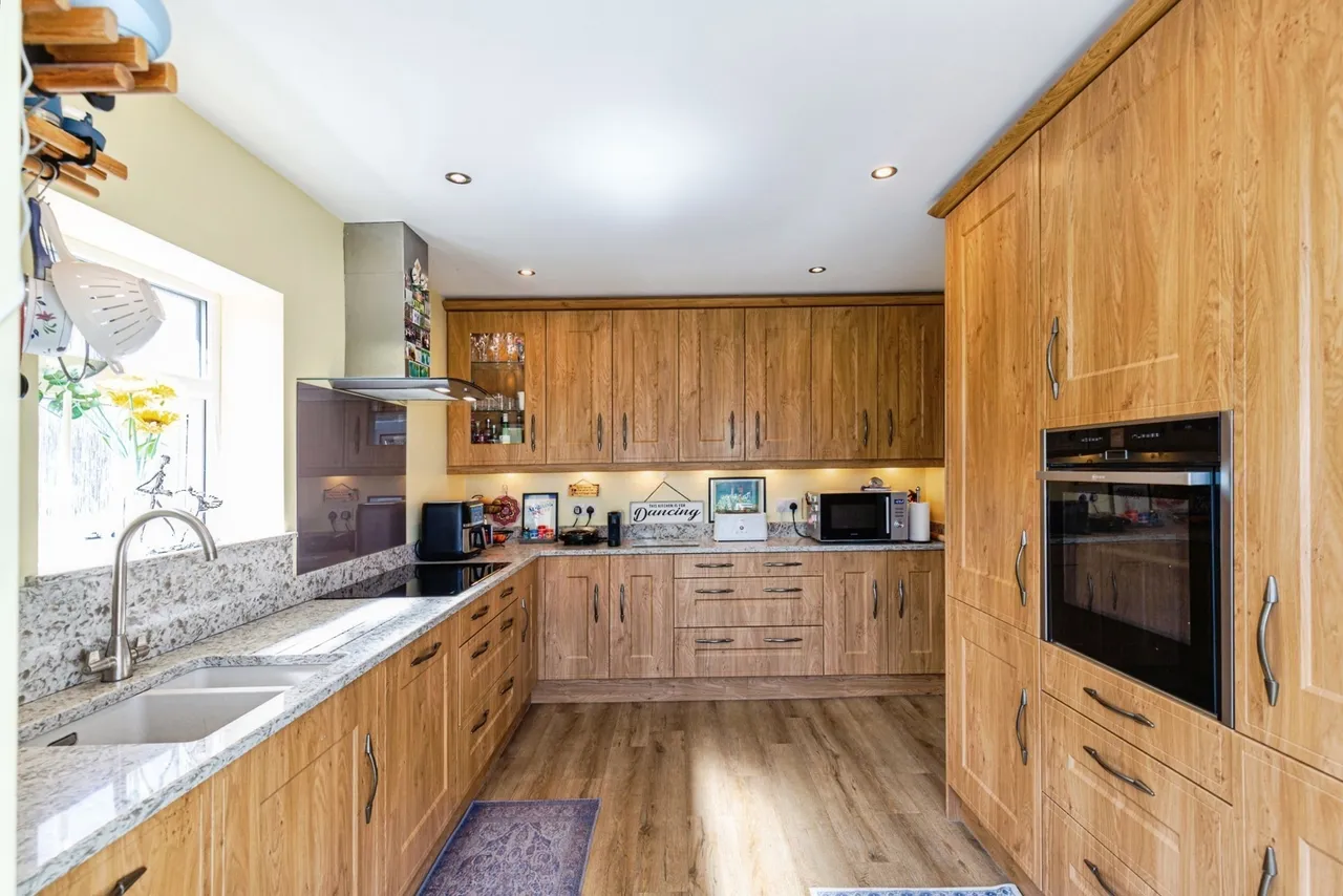 Poulton Avenue, Lytham St. Annes, FY8, photo 6