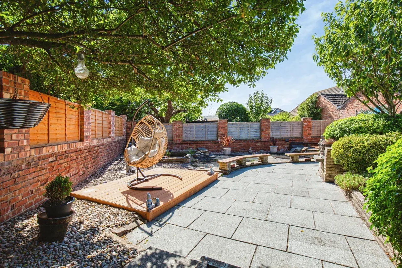 Poulton Avenue, Lytham St. Annes, FY8, photo 26