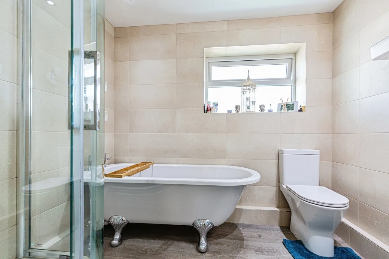 Poulton Avenue, Lytham St. Annes, FY8, photo 16
