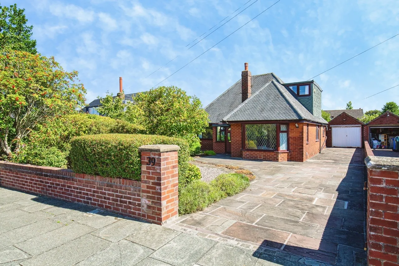 4 bed house for sale, Poulton Avenue, Lytham St. Annes, FY8