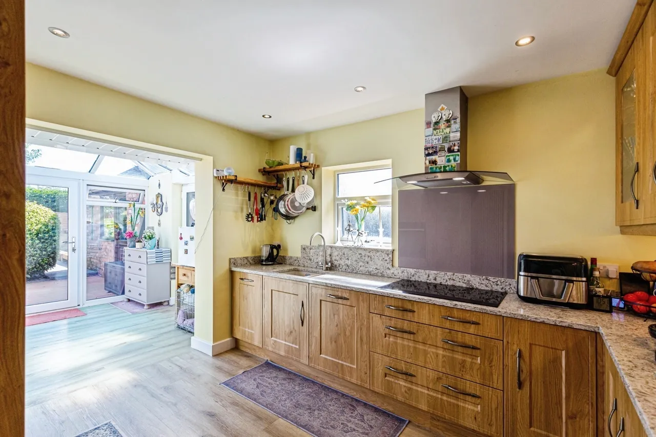 Poulton Avenue, Lytham St. Annes, FY8, photo 8