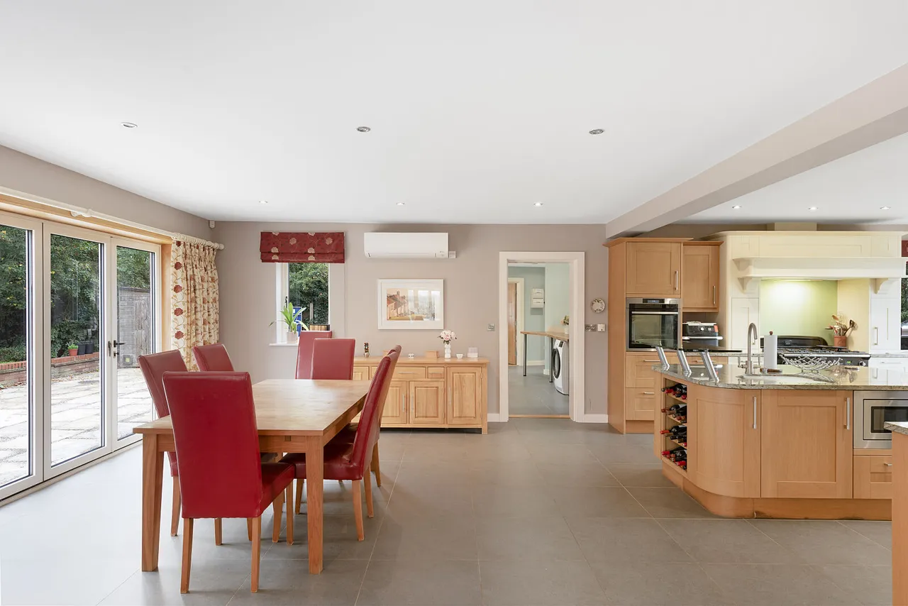 Kestrel Court, Needingworth, PE27, photo 5