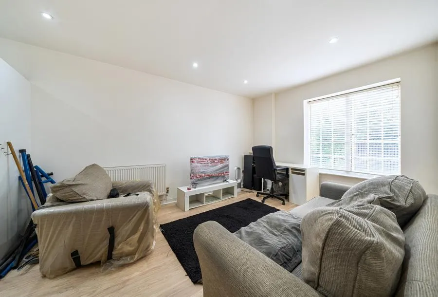 Grove Mill, London, CR4, photo 10