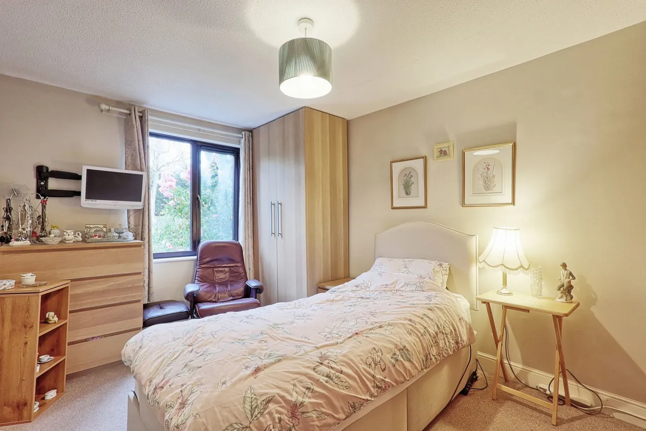 Uplands Road, Warley, CM14, photo 11