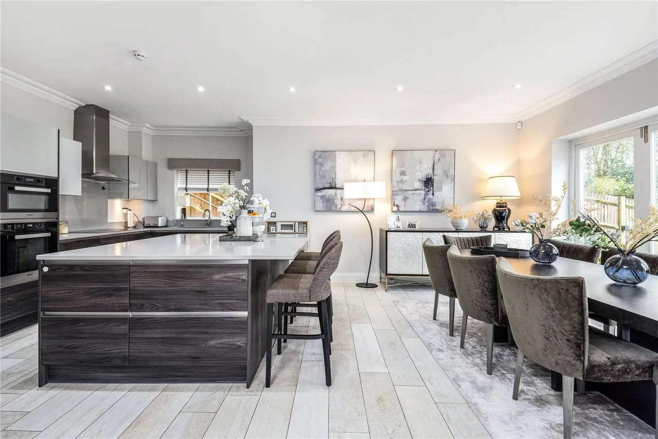 Sunningdale Heights, Sunningdale, Ascot, Berkshire, SL5 0BF, photo 8