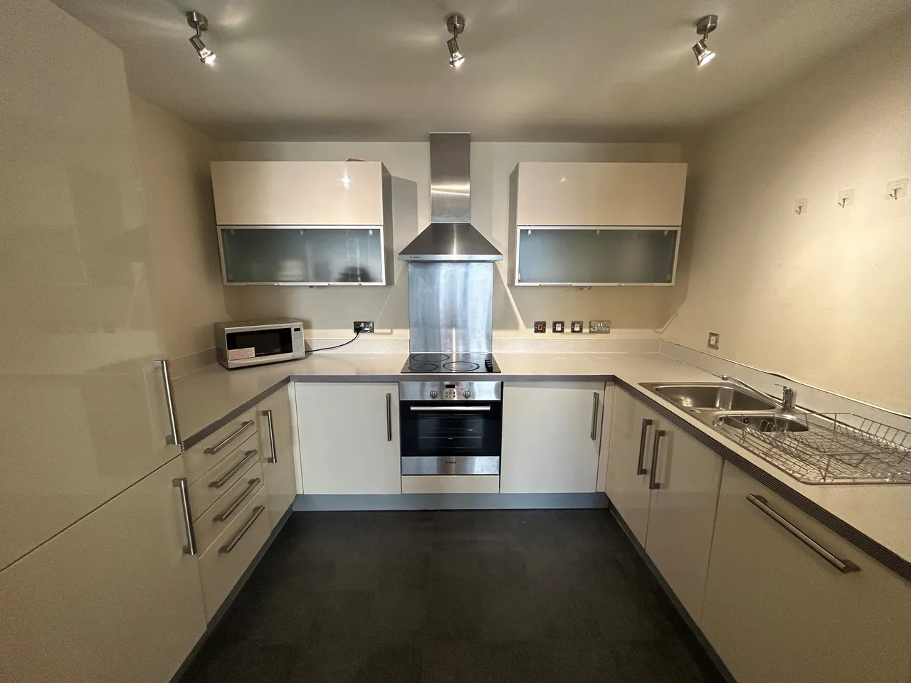 The Vizion, Central Milton Keynes, MK9, photo 2