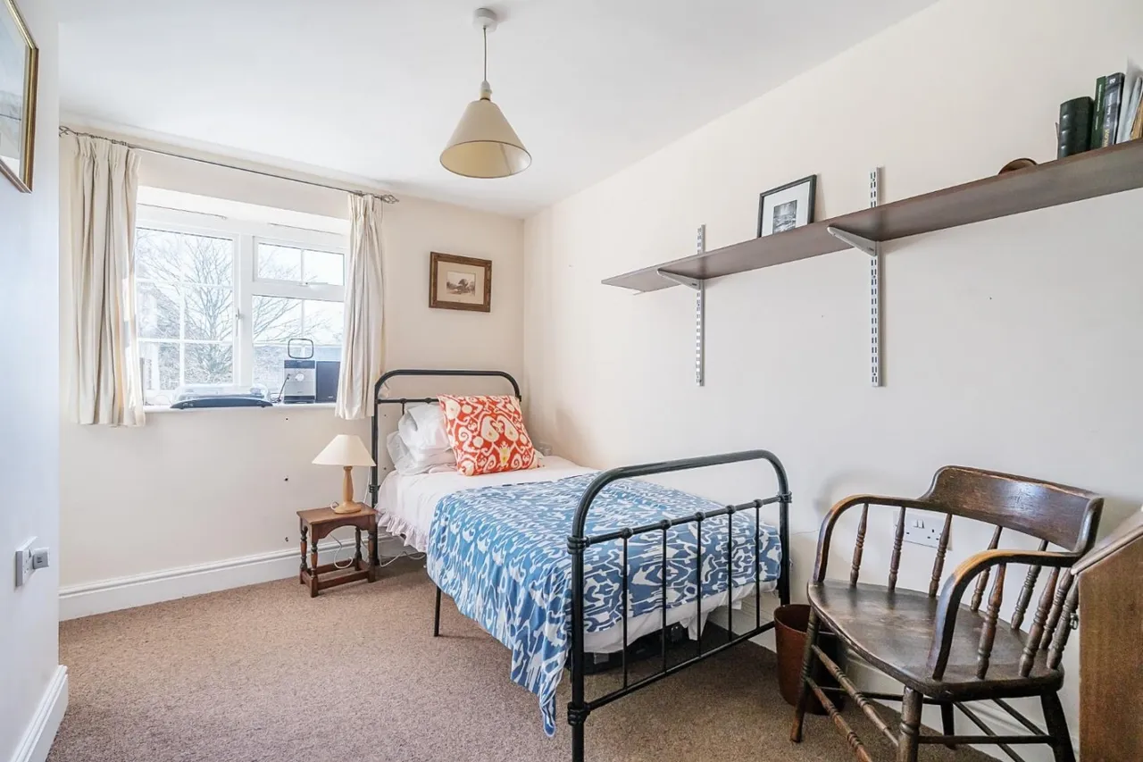 South Street, Milborne Port, DT9, photo 12