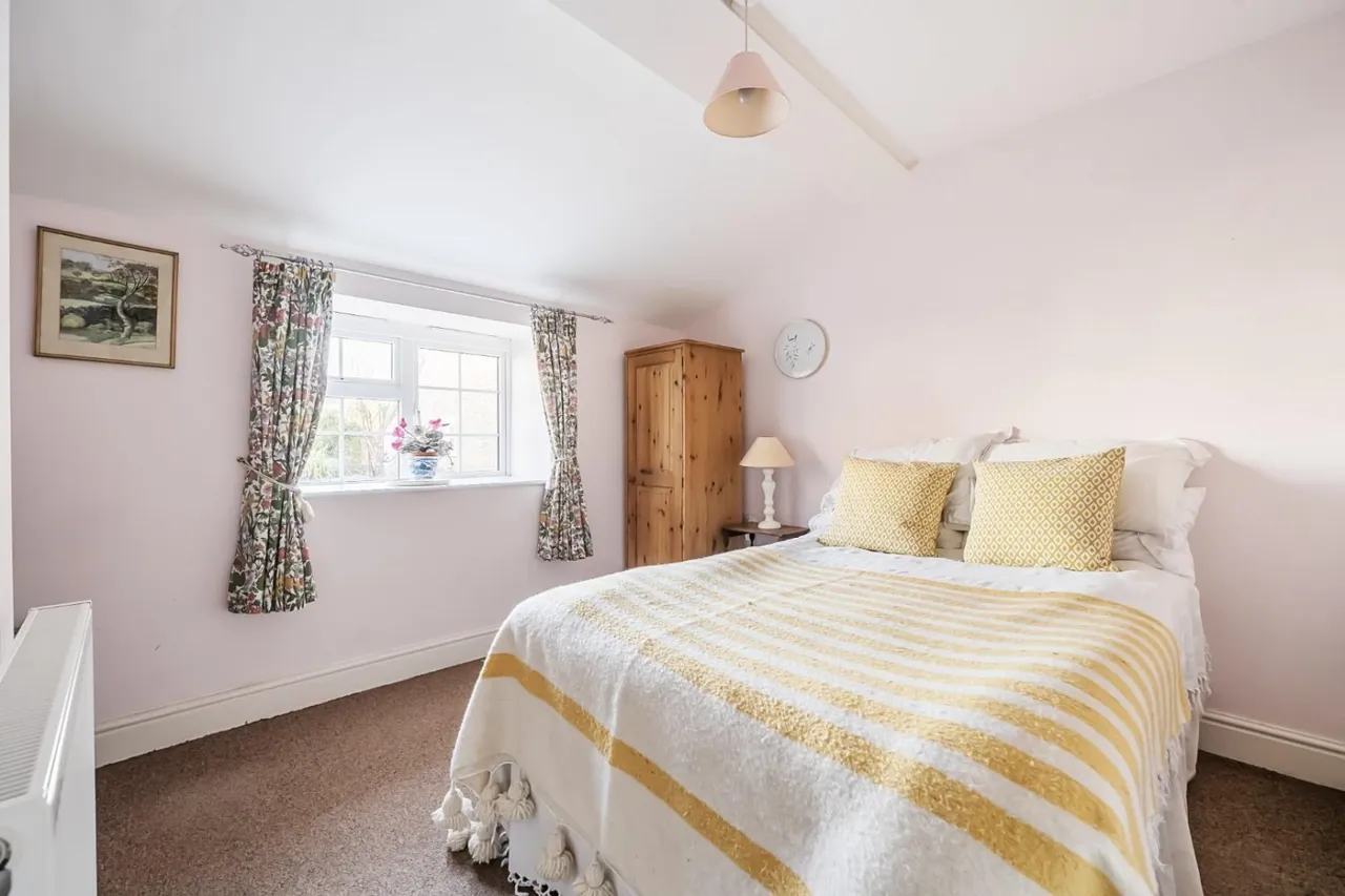 South Street, Milborne Port, DT9, photo 7