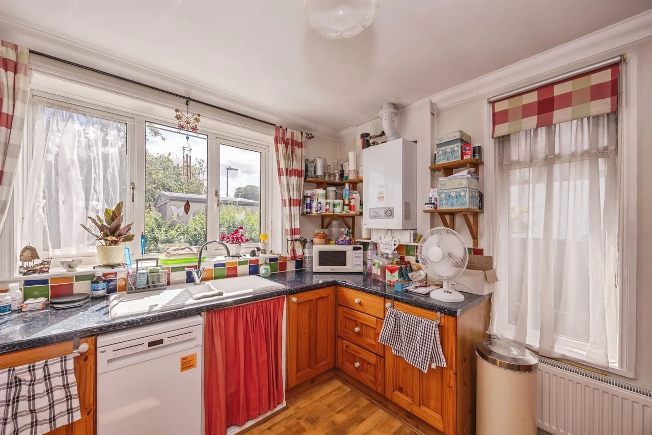 Park Avenue, Waterlooville, PO7, photo 4