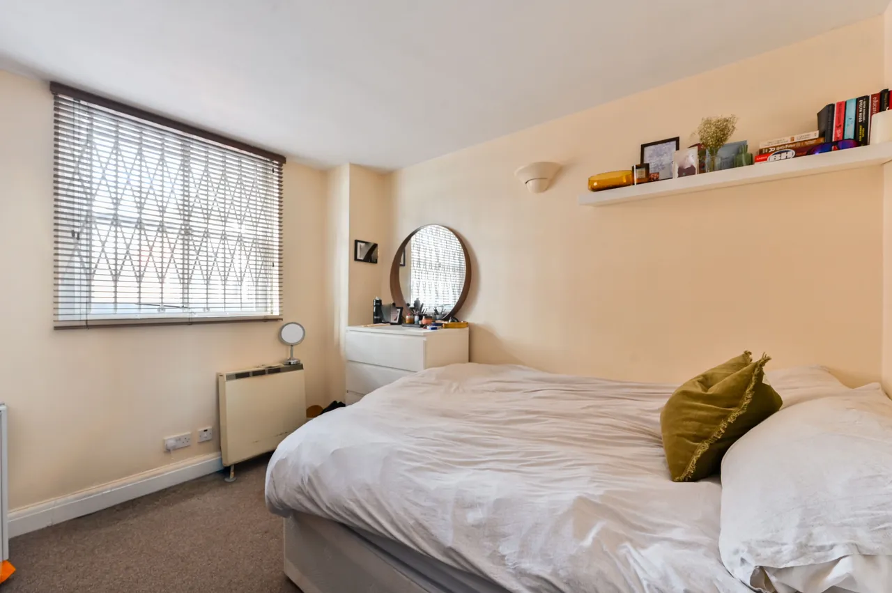 8 Charlotte Court, 68b Old Kent Road, London, photo 11