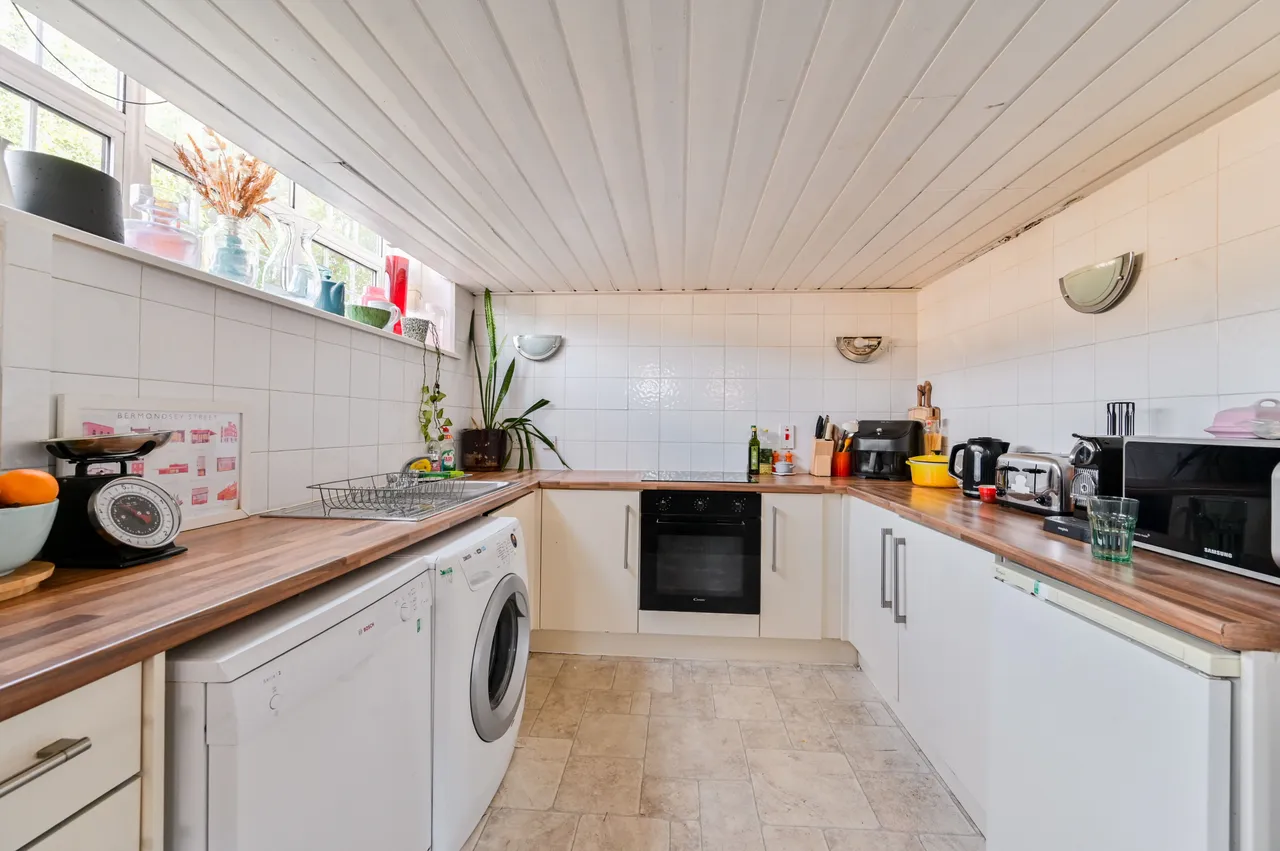 8 Charlotte Court, 68b Old Kent Road, London, photo 9