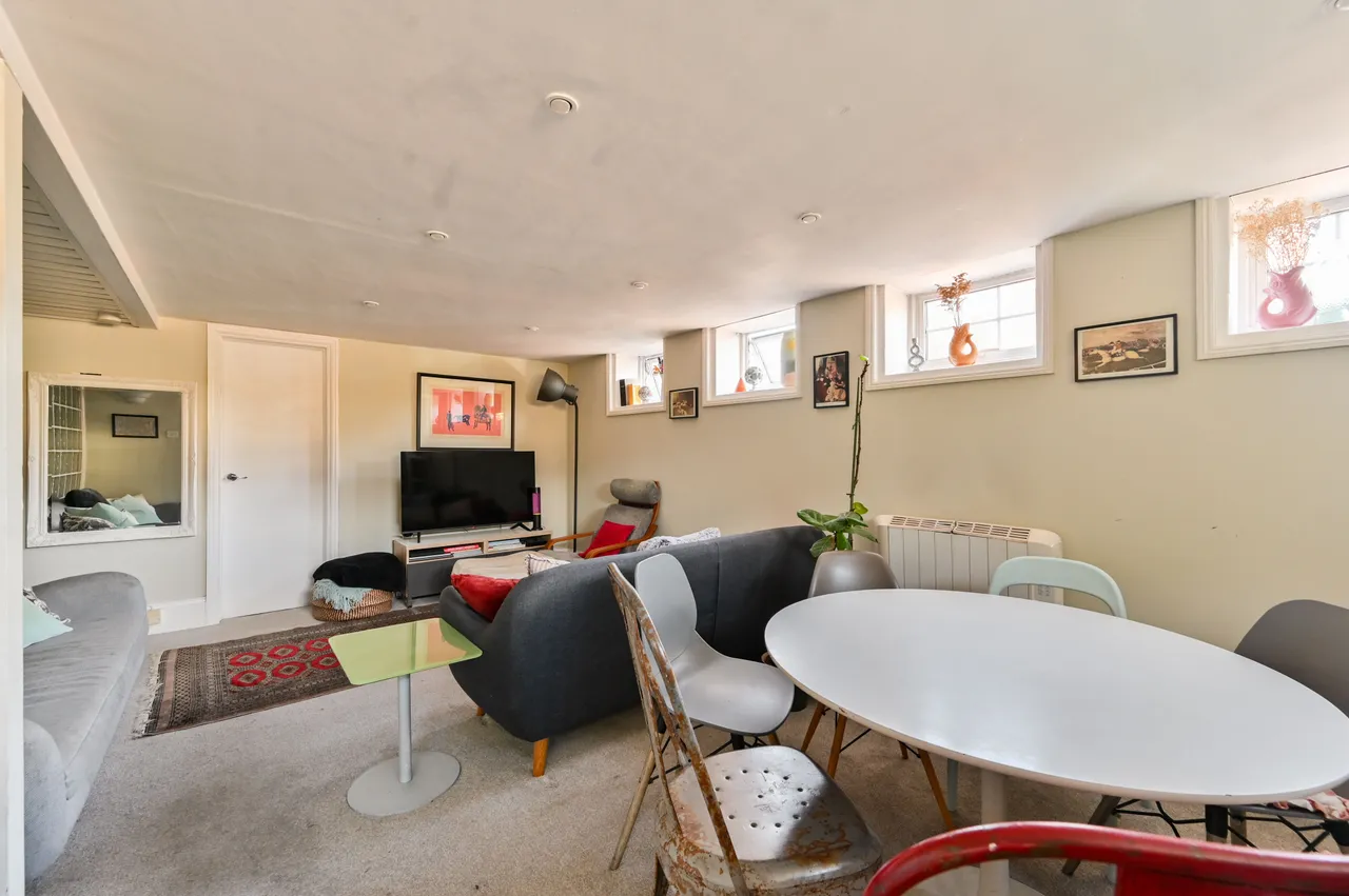 8 Charlotte Court, 68b Old Kent Road, London, photo 7