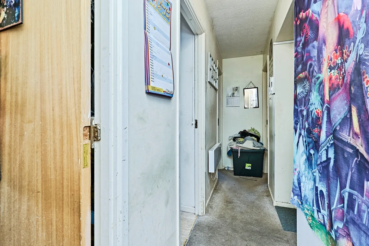 Parkfield Road, Wolverhampton, photo 8
