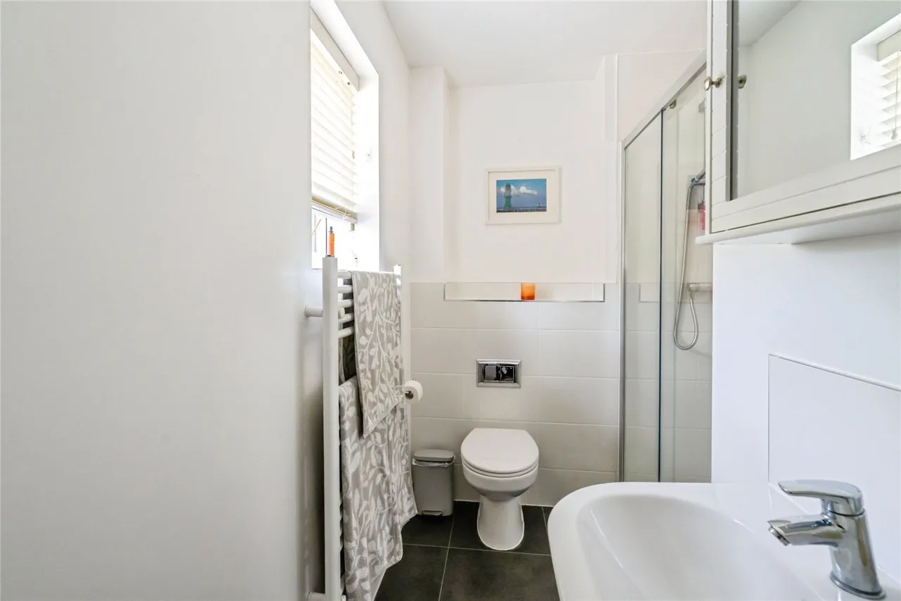 Vespasian Close, Westhampnett, PO18, photo 10