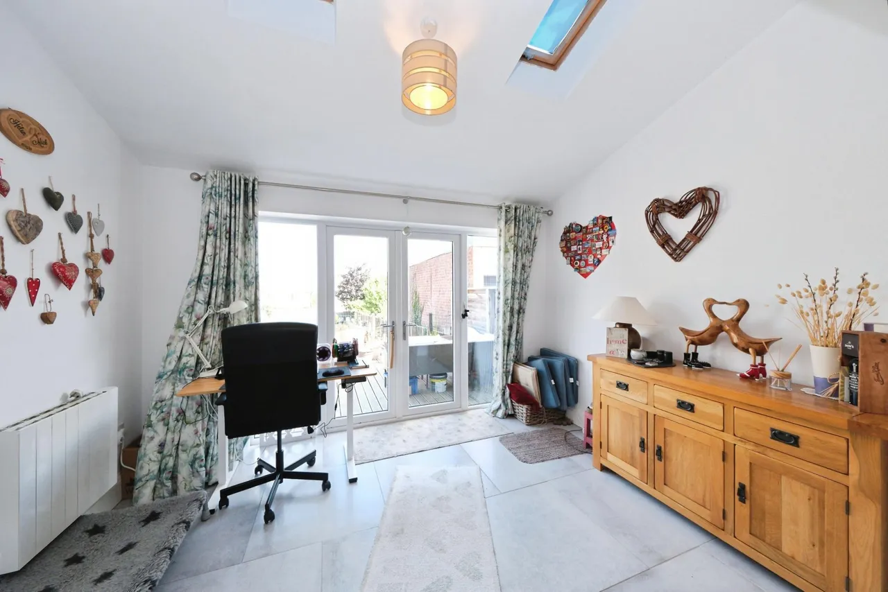 Kirklington Road, Mansfield, NG21, photo 8