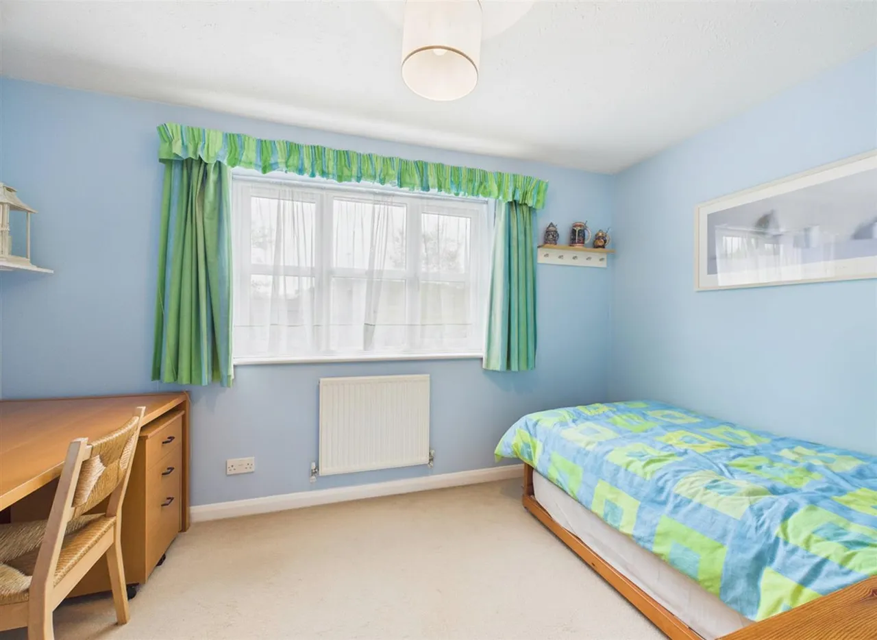 Forbes Way, Ruislip, HA4 9LP, photo 6