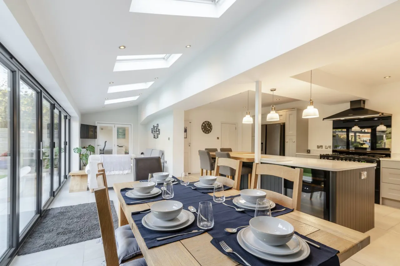 Tangmere Road, Tangmere, West Sussex, PO20 2HW, photo 5
