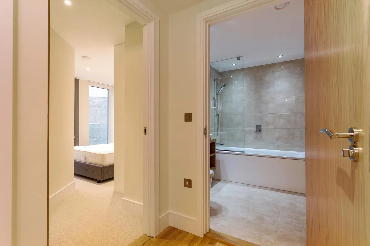Elite House, London, E14, photo 9