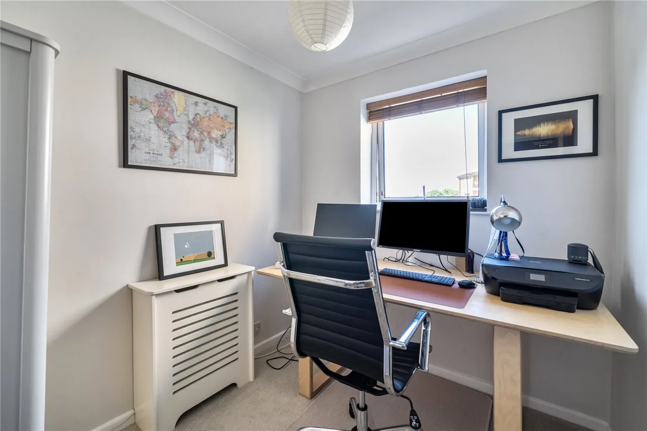 Evesham Road, Cheltenham, GL52, photo 18