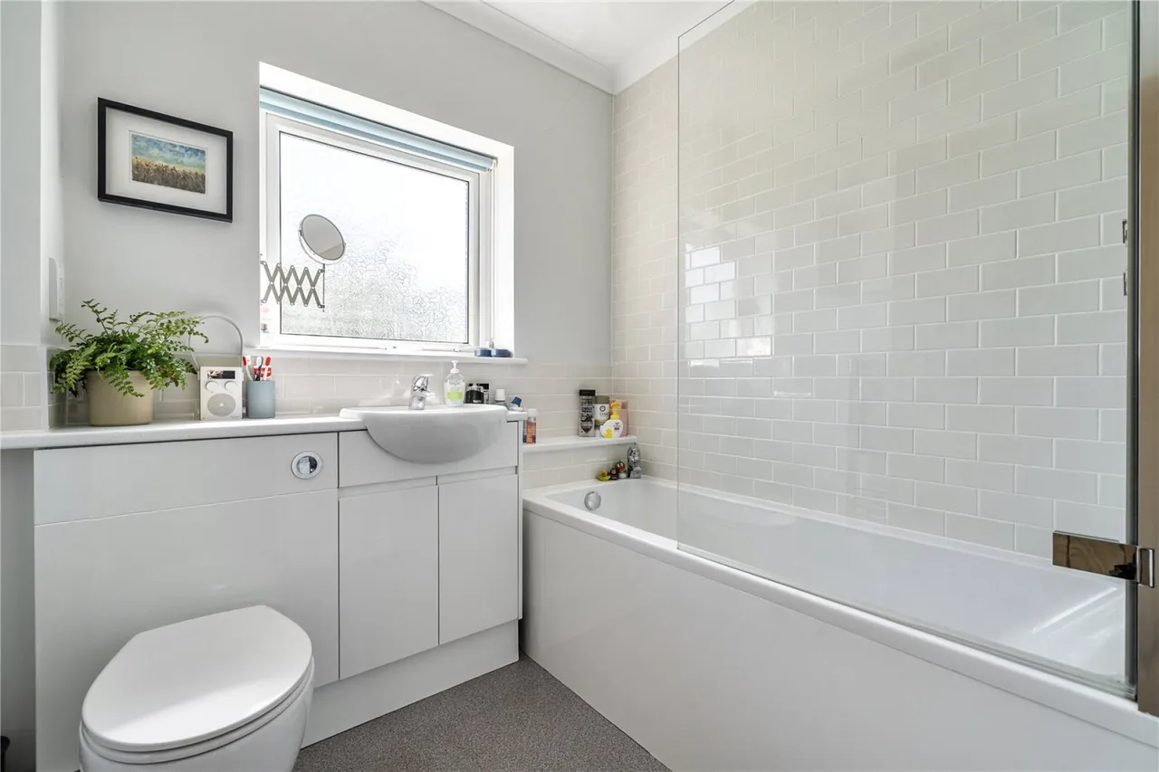 Evesham Road, Cheltenham, GL52, photo 19