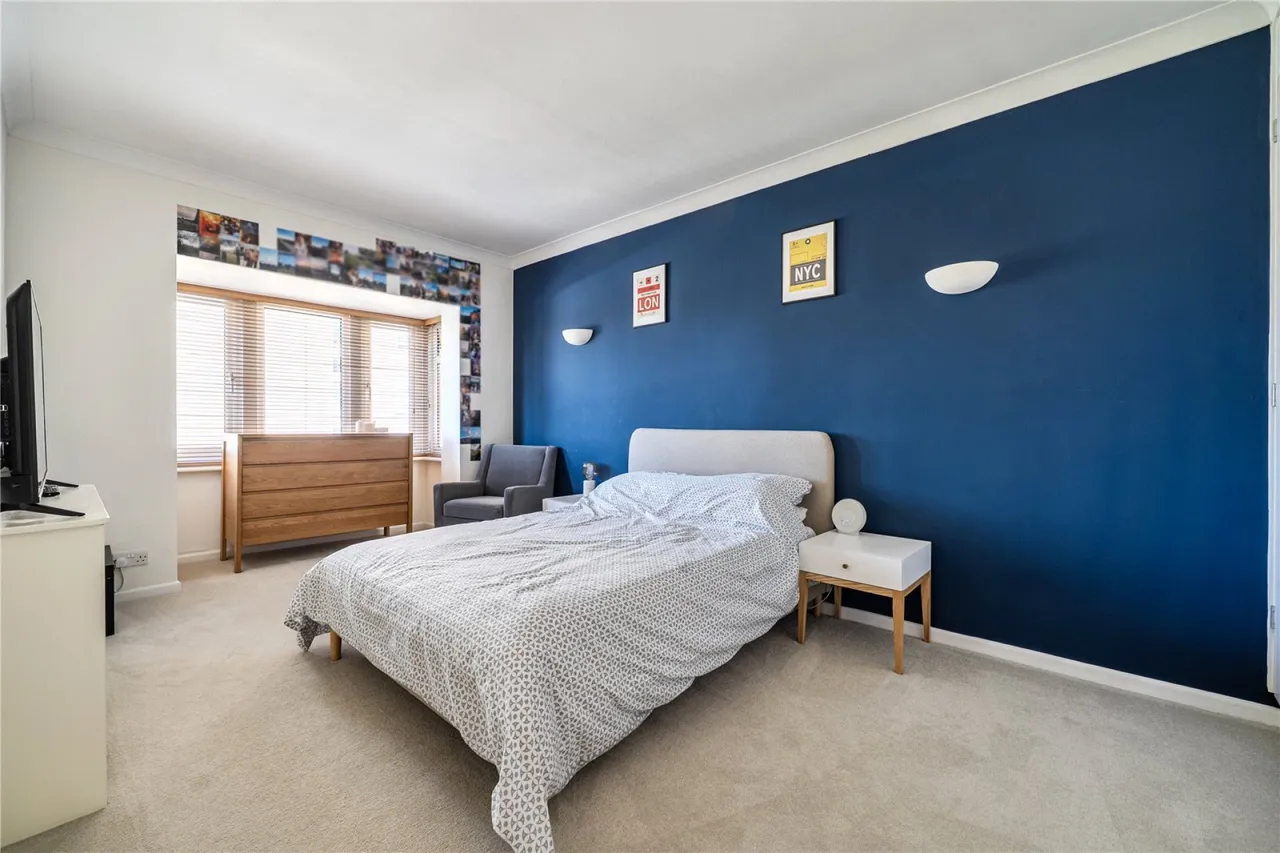 Evesham Road, Cheltenham, GL52, photo 16