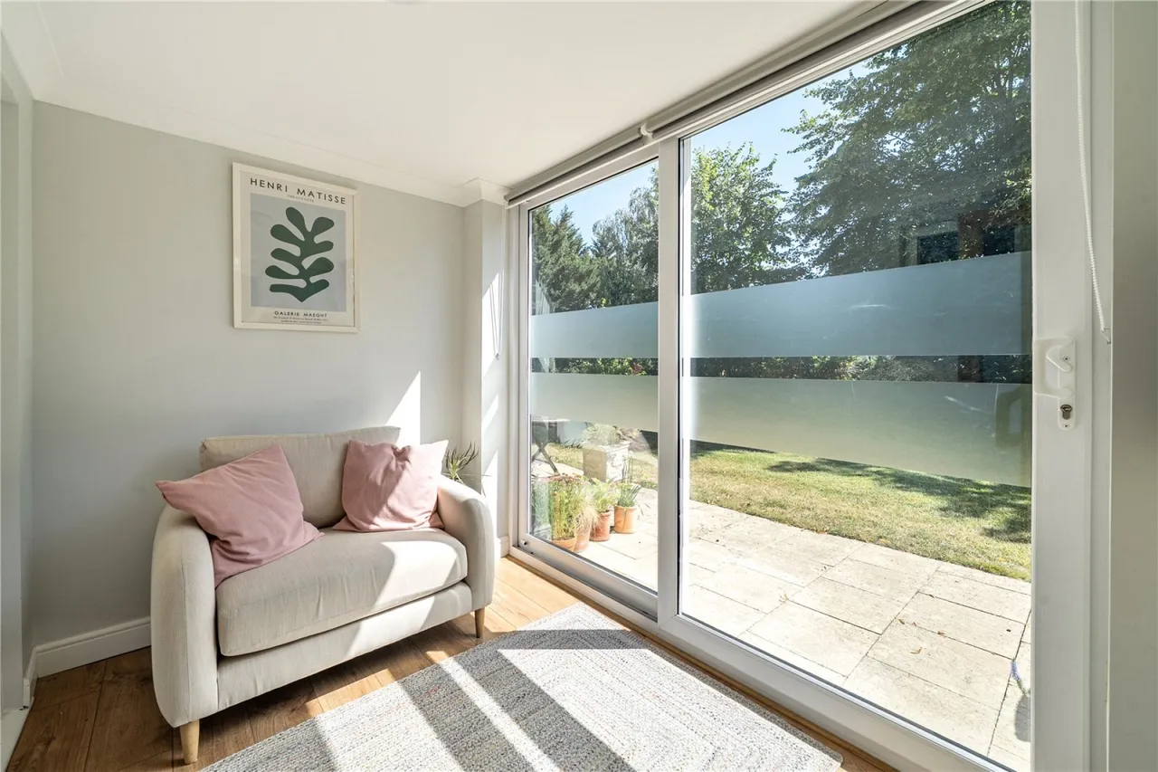 Evesham Road, Cheltenham, GL52, photo 5