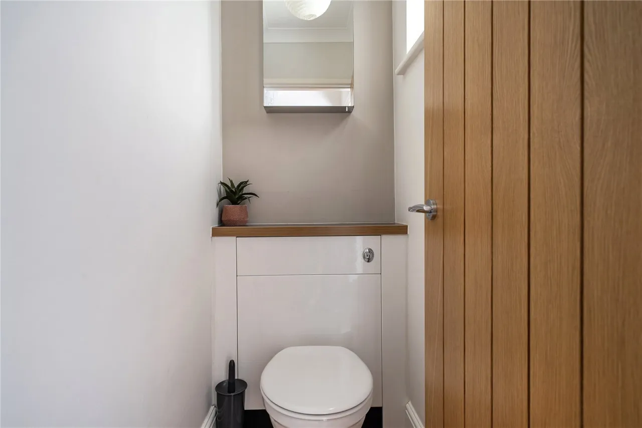 Evesham Road, Cheltenham, GL52, photo 6