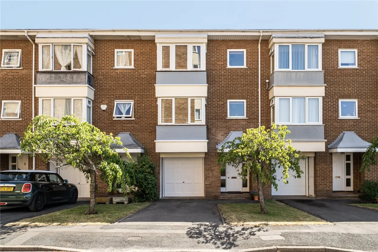 Evesham Road, Cheltenham, GL52, photo 20