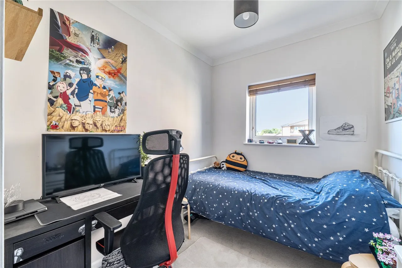 Evesham Road, Cheltenham, GL52, photo 17