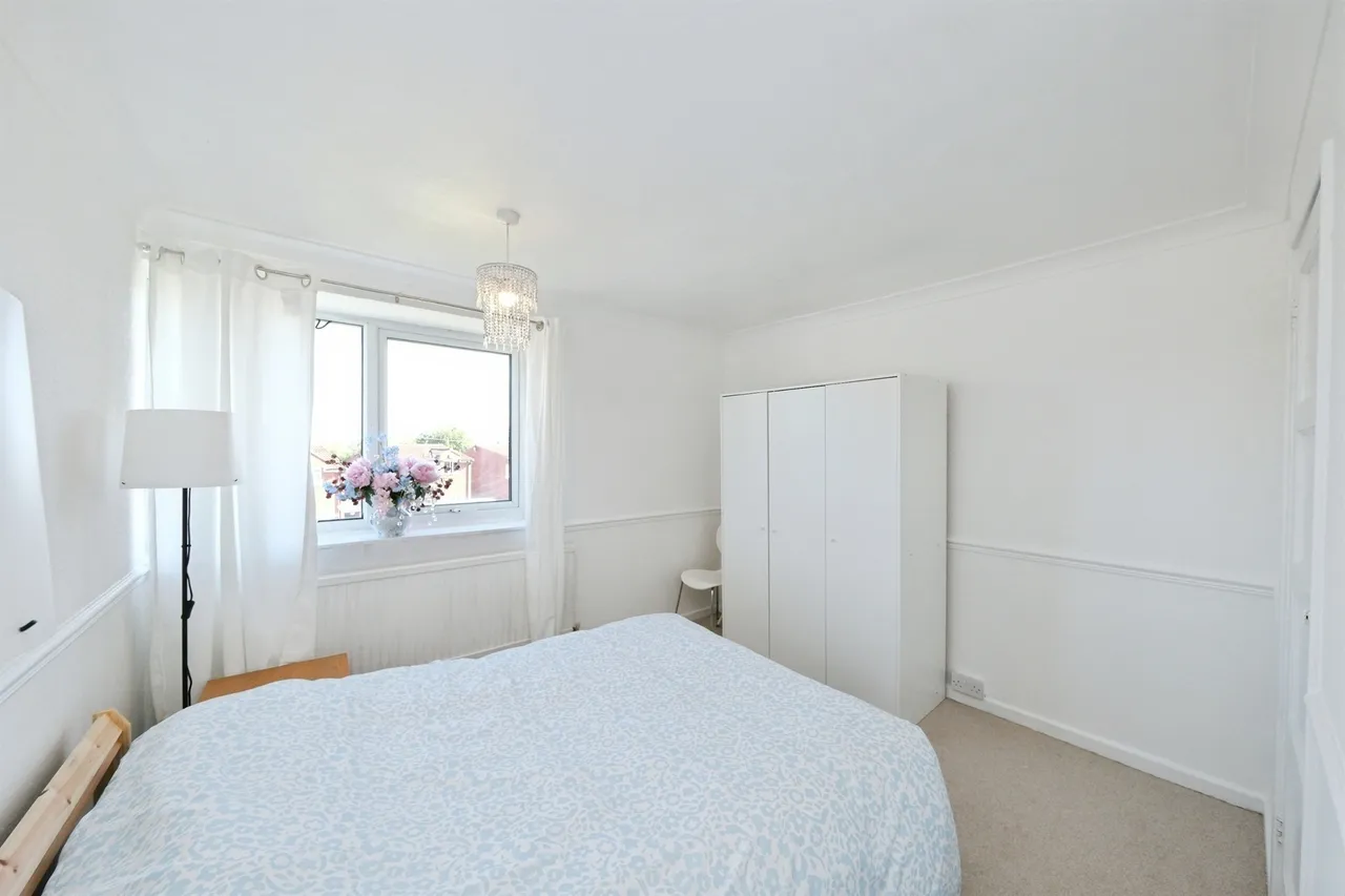 Houldsworth Drive, Chesterfield, S41, photo 7