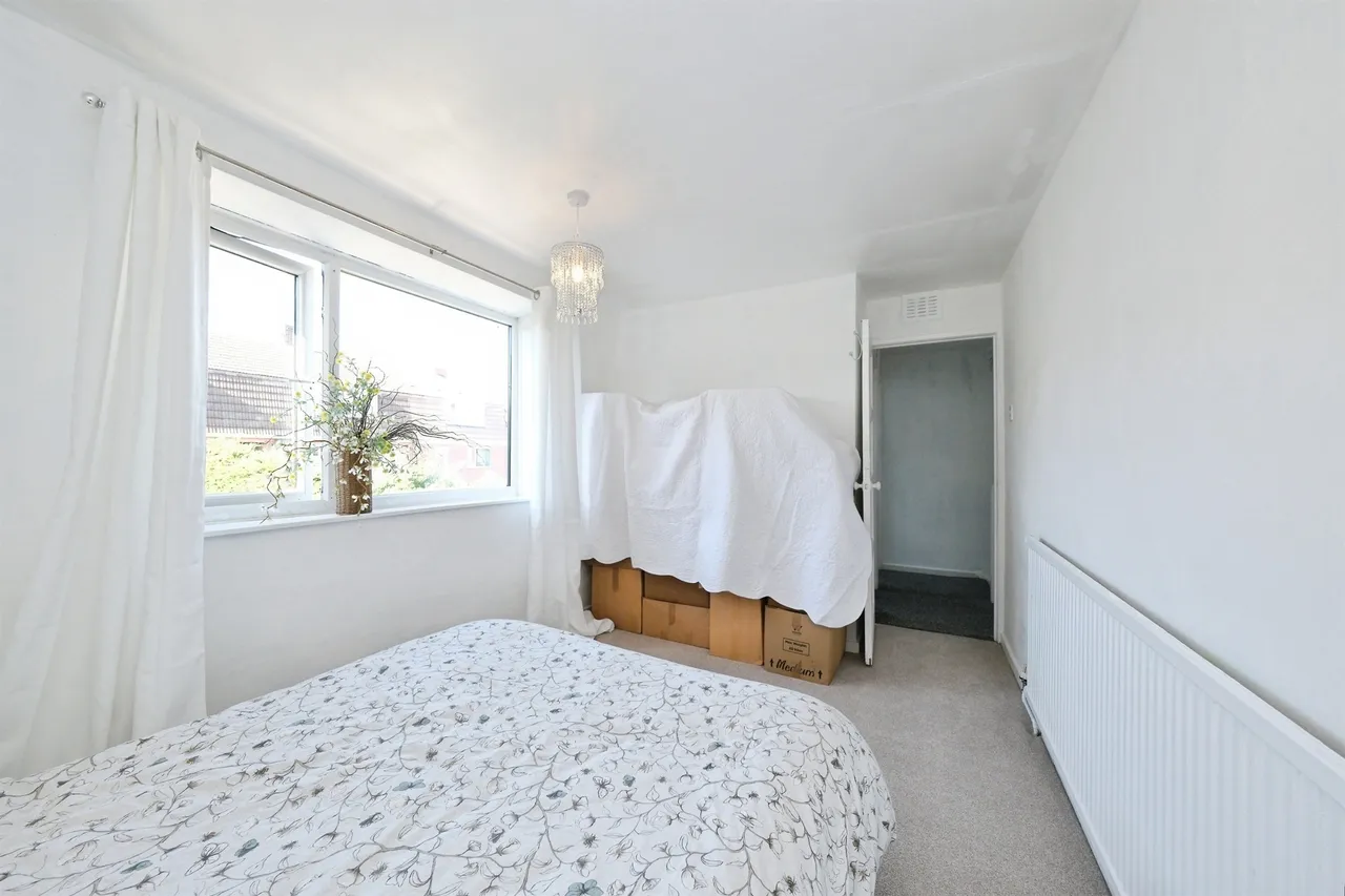 Houldsworth Drive, Chesterfield, S41, photo 9
