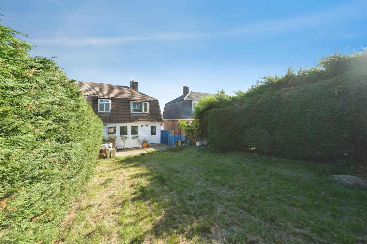 Houldsworth Drive, Chesterfield, S41, photo 13