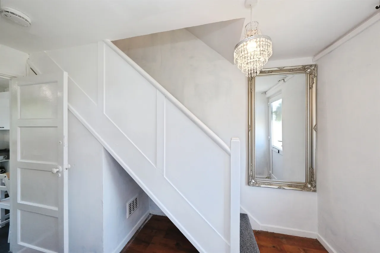 Houldsworth Drive, Chesterfield, S41, photo 2
