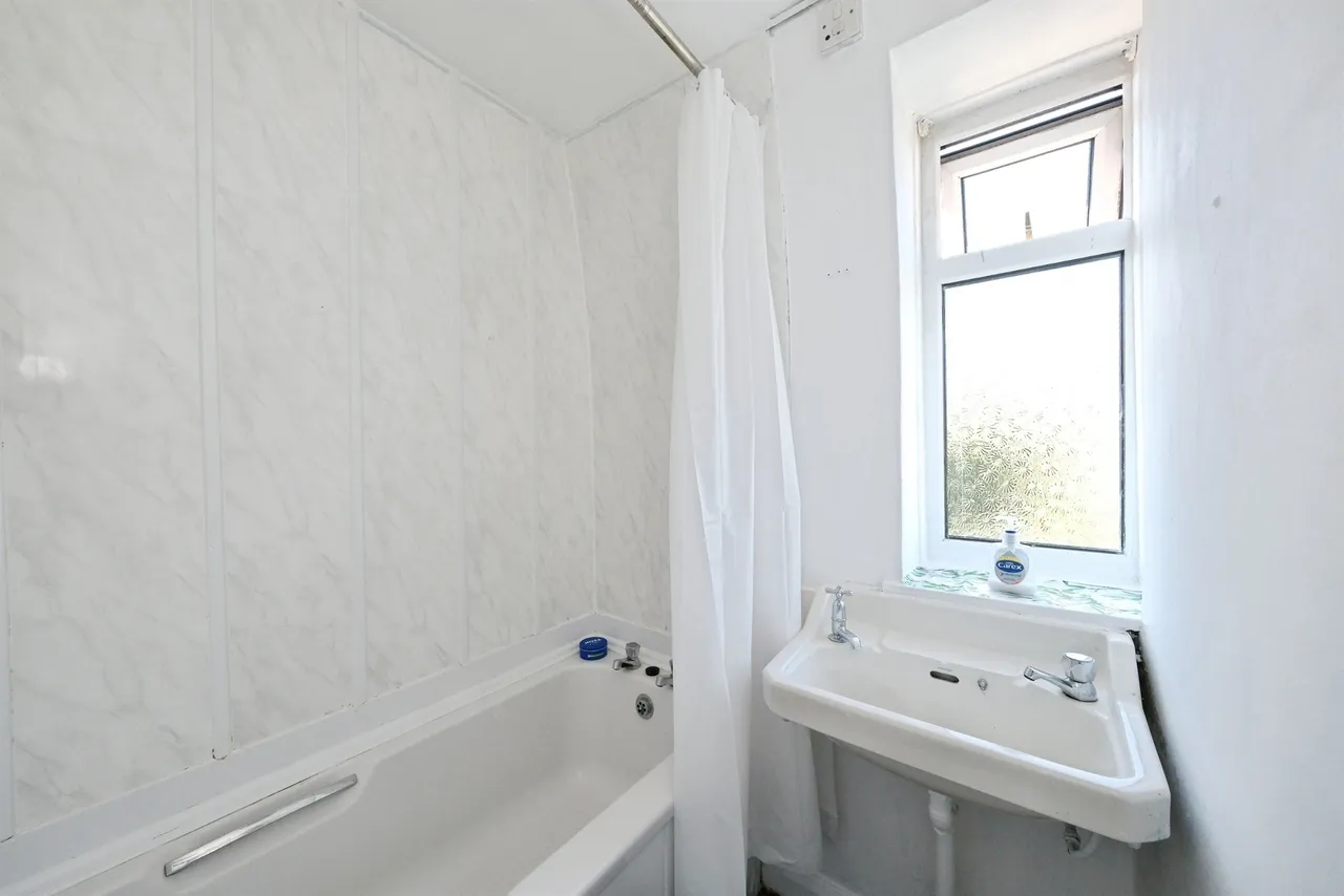 Houldsworth Drive, Chesterfield, S41, photo 11