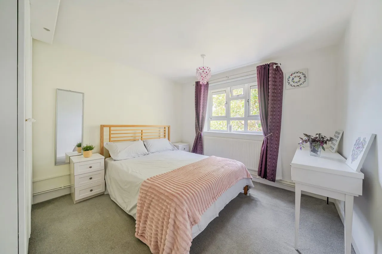 Ravens Way, SE12, photo 5