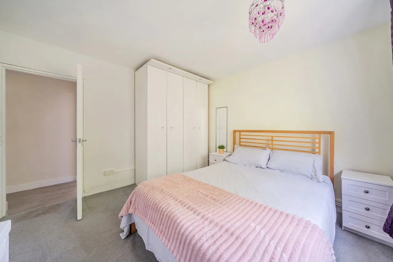 Ravens Way, SE12, photo 14
