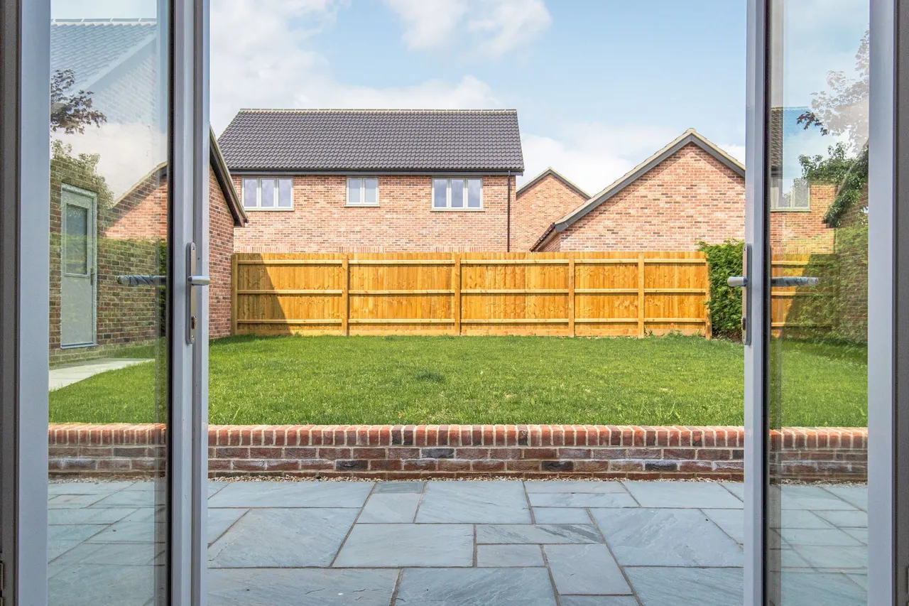 North Pickenham, photo 15