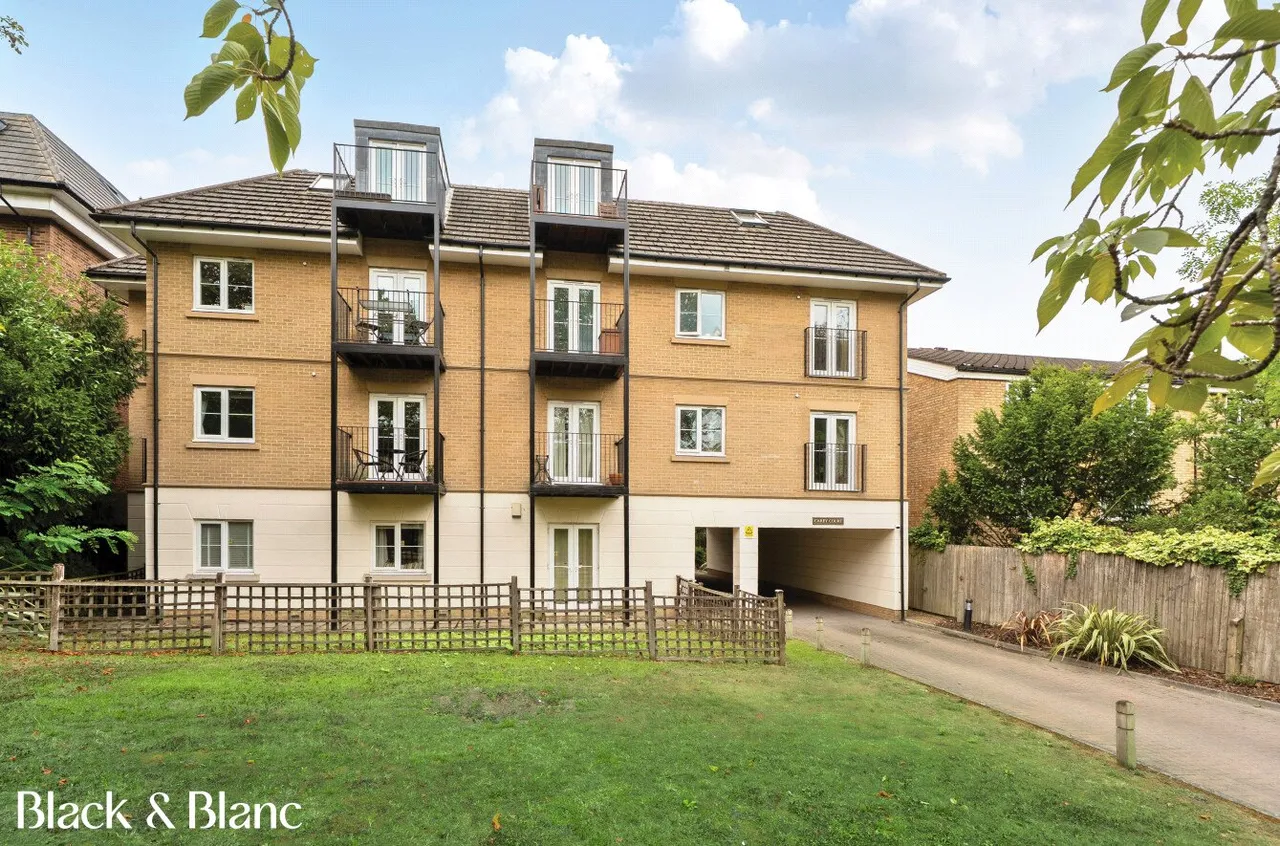 2 bed flat for sale — The Avenue, Beckenham, BR3