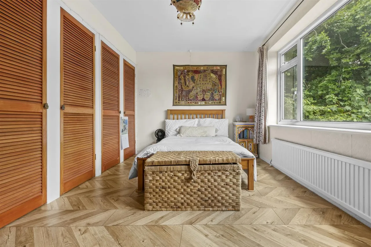 Amersham Hill, High Wycombe, HP13, photo 6