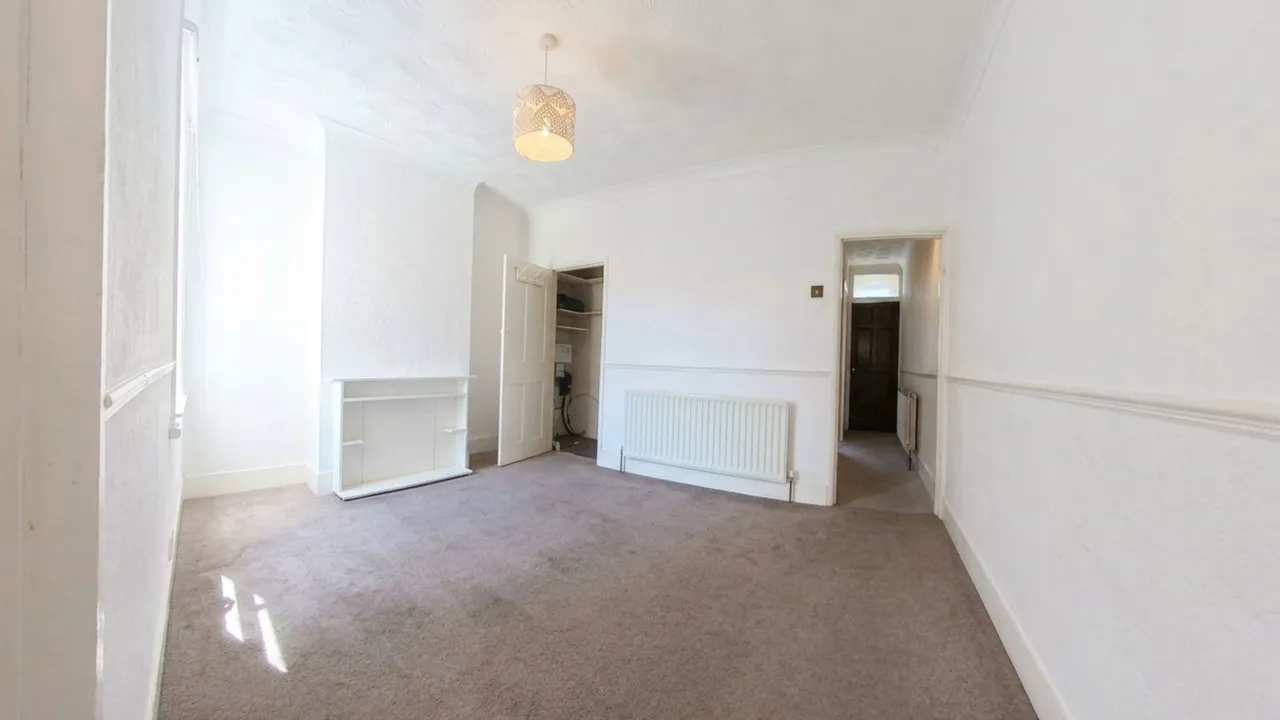 Milton Road, Gillingham, ME7 5LW, photo 11