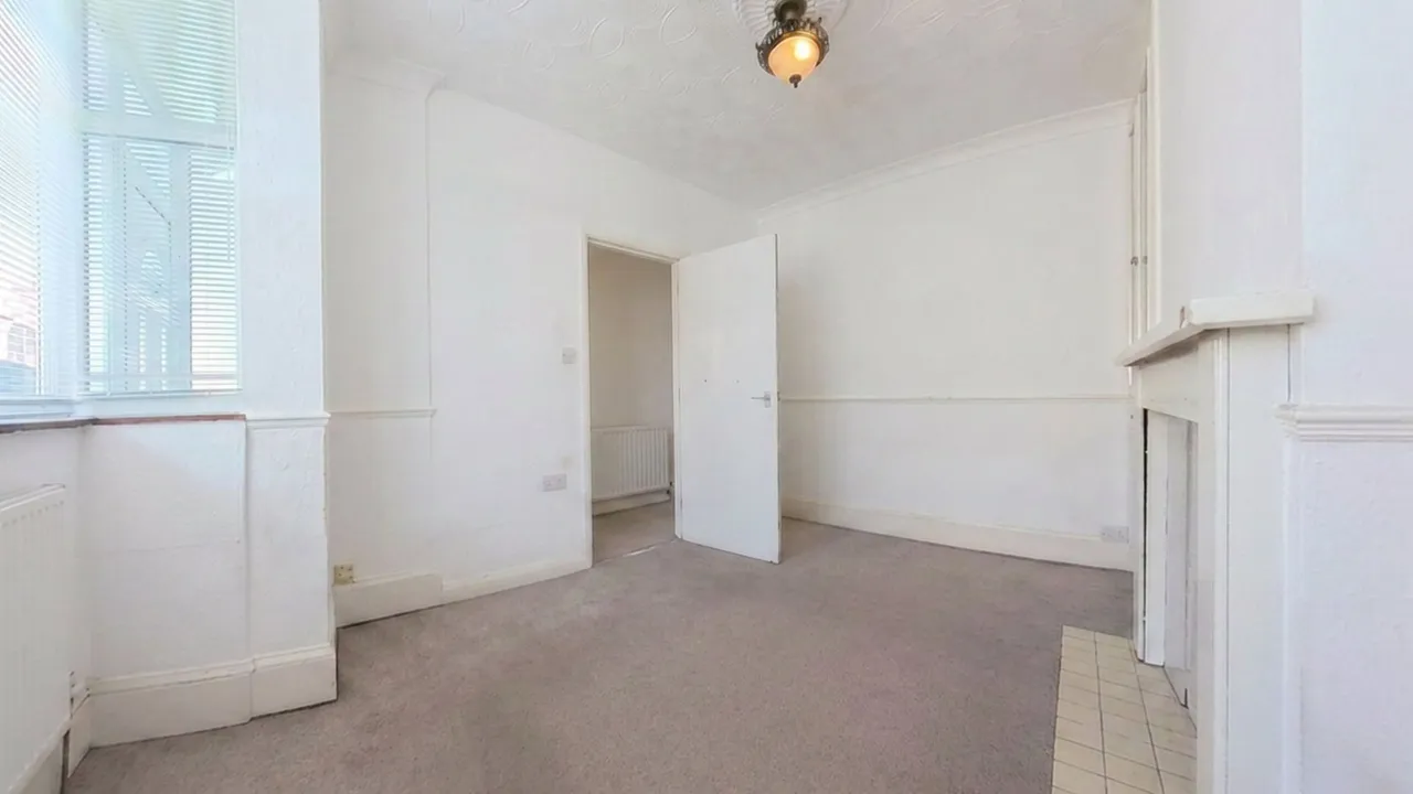 Milton Road, Gillingham, ME7 5LW, photo 5
