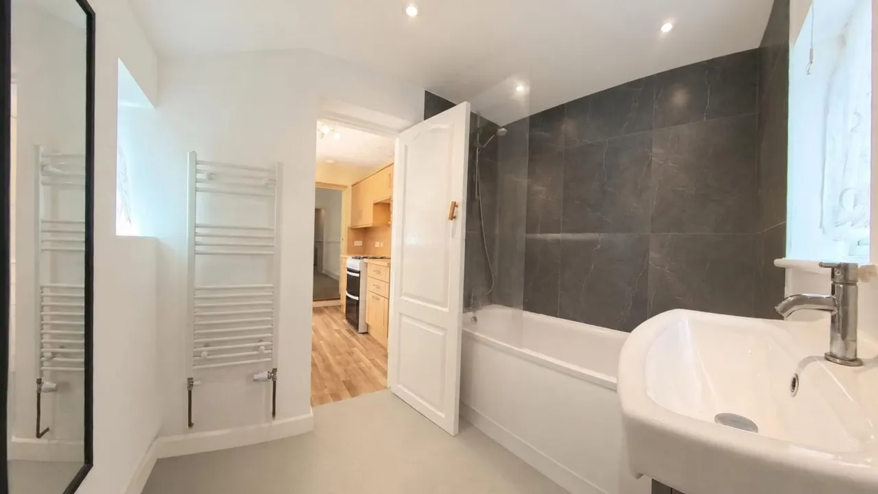 Milton Road, Gillingham, ME7 5LW, photo 9