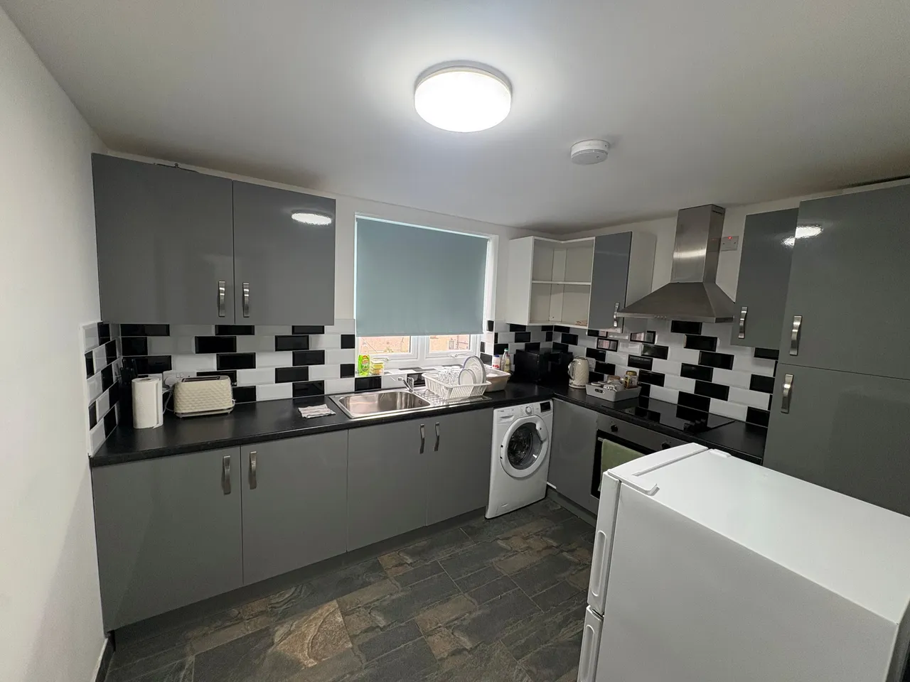 Clarendon Road, Morecambe, LA4, photo 3