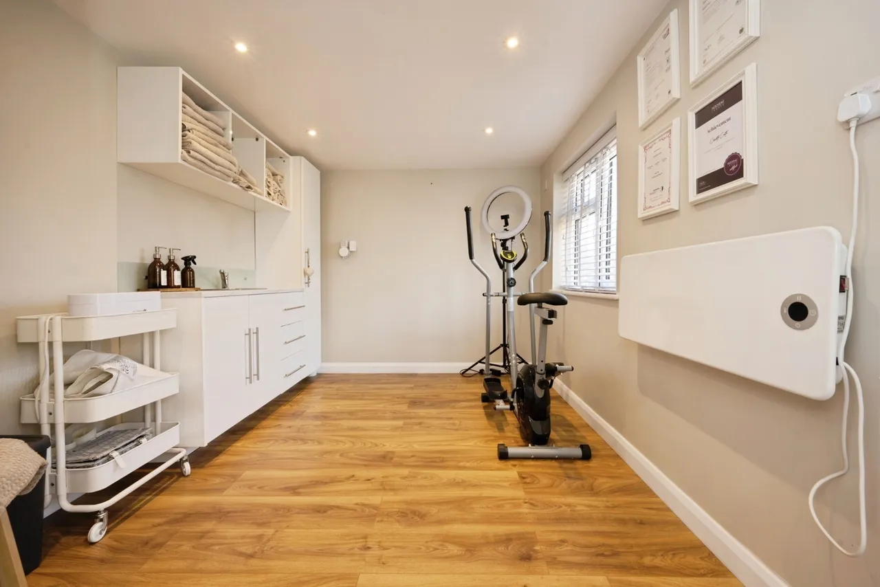 Sudeley Walk, Bedford, MK41, photo 19